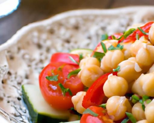 Fresh & Flavorful: Chickpea Salad with Tomatoes & Cucumbers